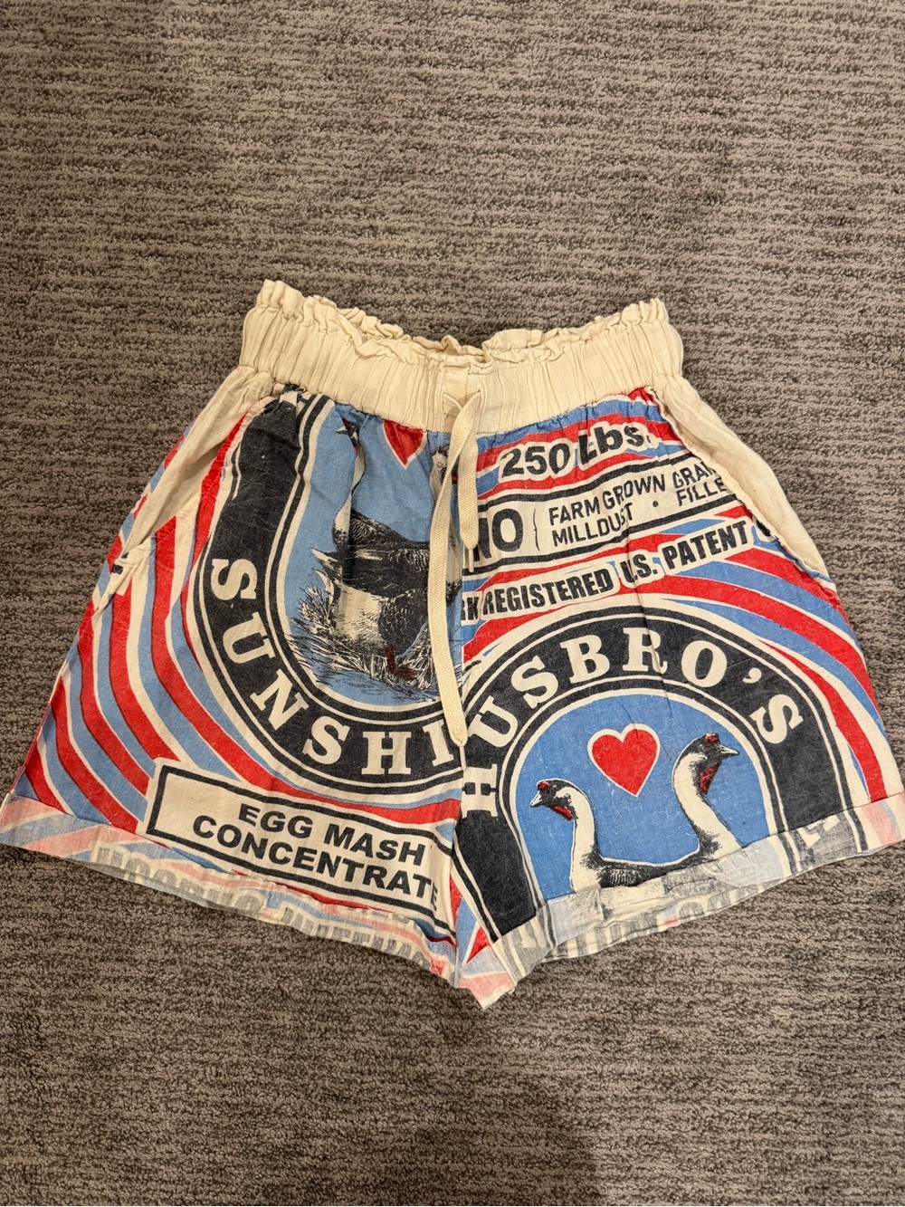 Vintage Women High Waist Multicolor Graphic Shorts last pair! Swan shorts!